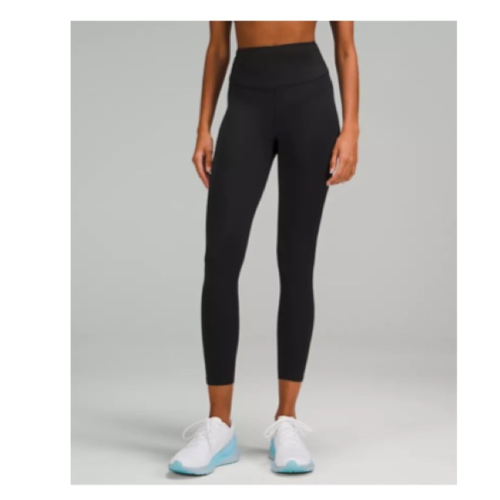 Lululemon Base Pace High-Rise Tight
25" Colour Black